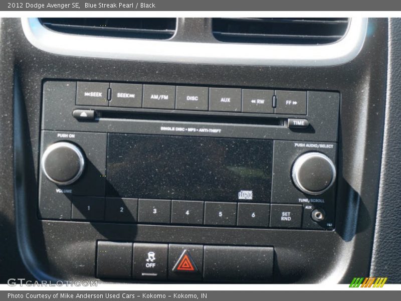 Blue Streak Pearl / Black 2012 Dodge Avenger SE
