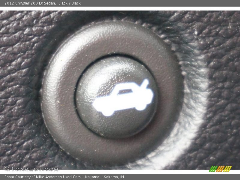 Black / Black 2012 Chrysler 200 LX Sedan