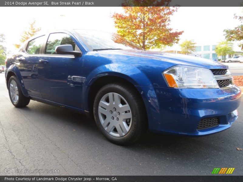 Blue Streak Pearl / Black 2014 Dodge Avenger SE