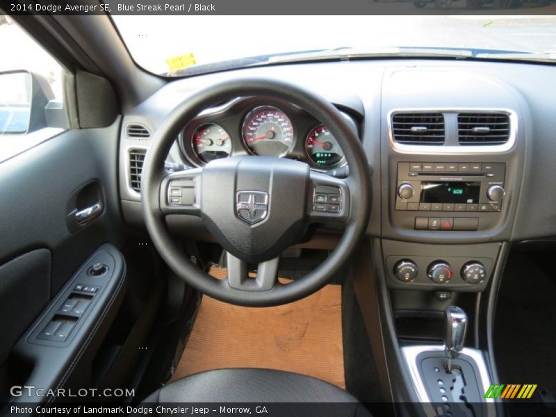 Blue Streak Pearl / Black 2014 Dodge Avenger SE