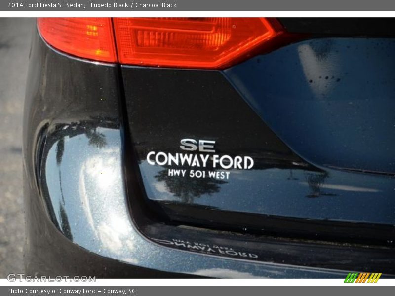 Tuxedo Black / Charcoal Black 2014 Ford Fiesta SE Sedan