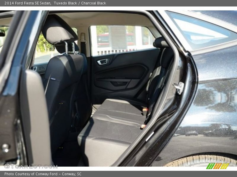 Tuxedo Black / Charcoal Black 2014 Ford Fiesta SE Sedan