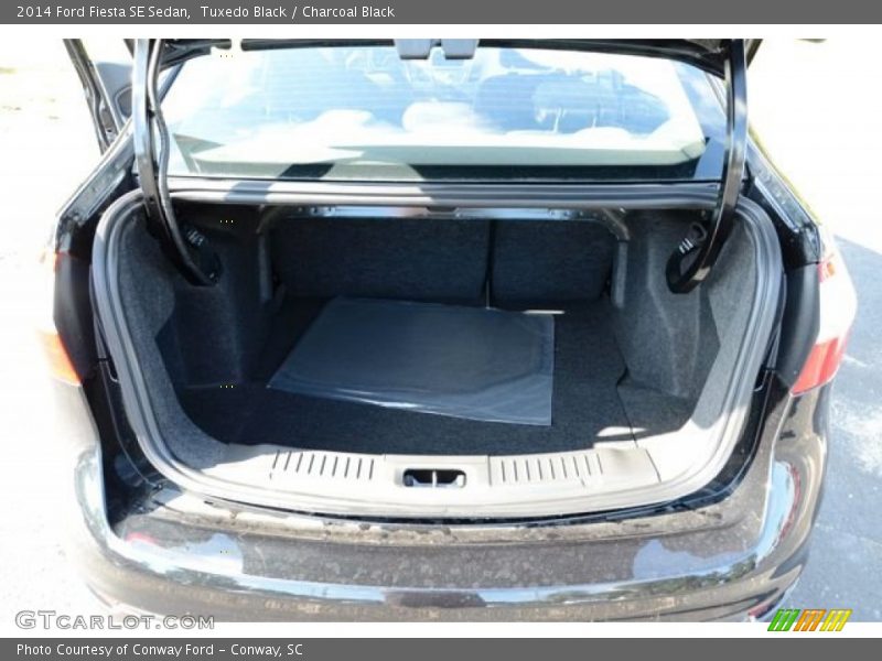 Tuxedo Black / Charcoal Black 2014 Ford Fiesta SE Sedan