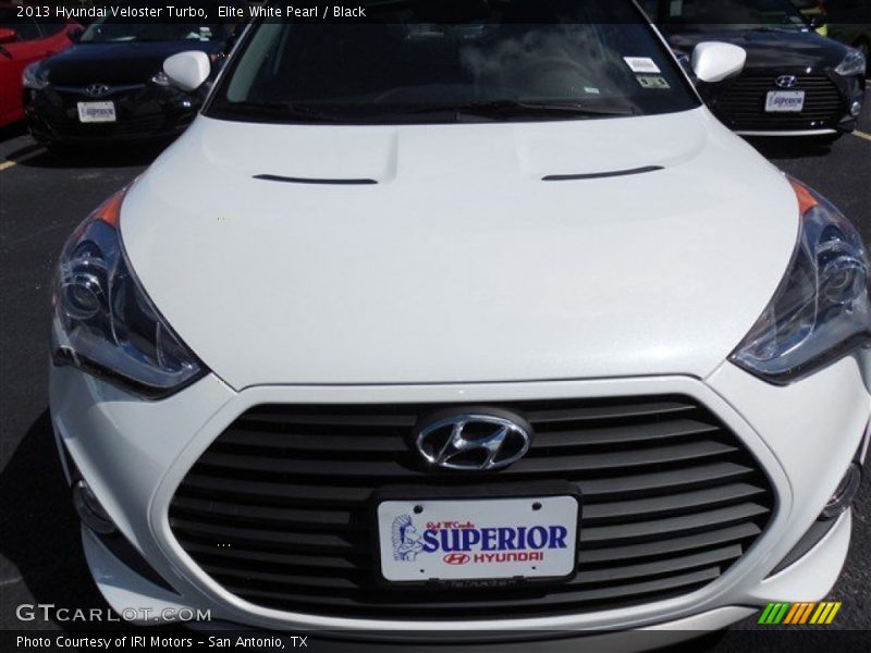 Elite White Pearl / Black 2013 Hyundai Veloster Turbo
