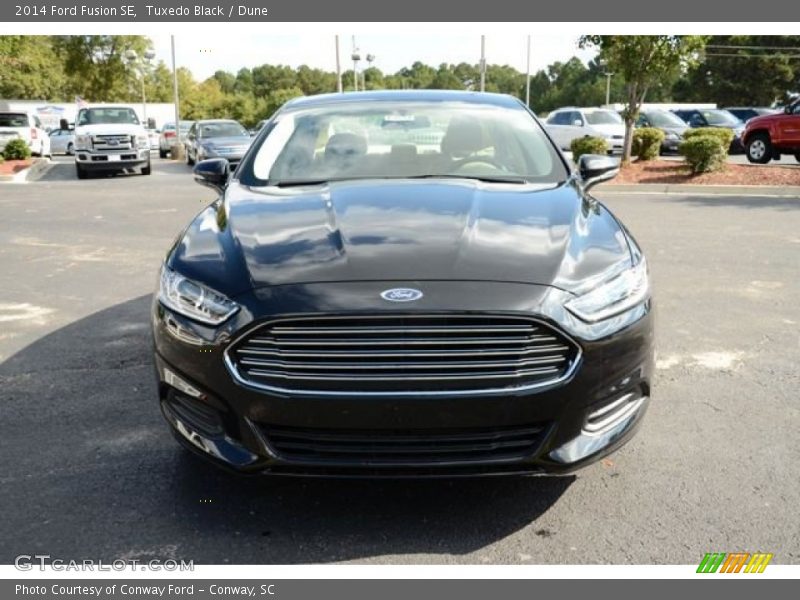 Tuxedo Black / Dune 2014 Ford Fusion SE