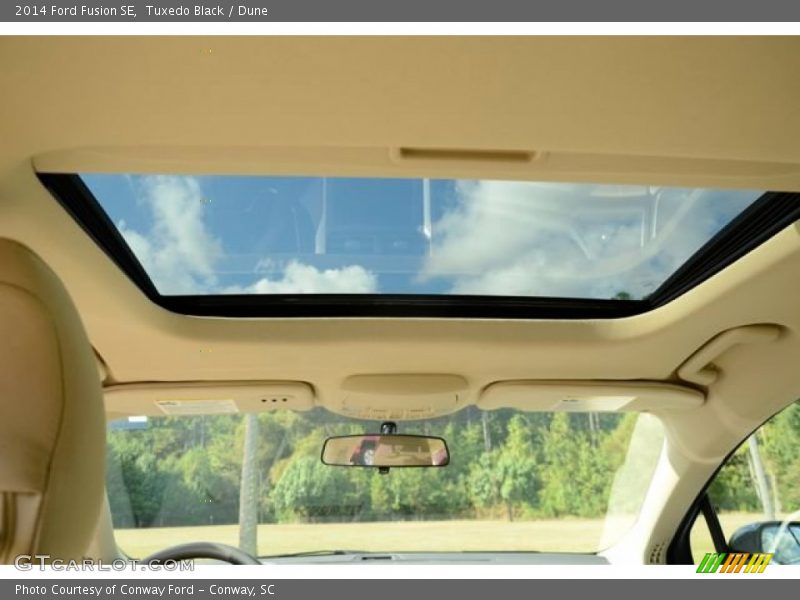 Tuxedo Black / Dune 2014 Ford Fusion SE