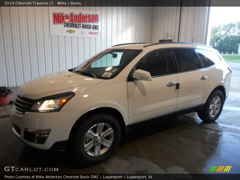 White / Ebony 2014 Chevrolet Traverse LT