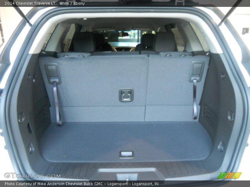 White / Ebony 2014 Chevrolet Traverse LT