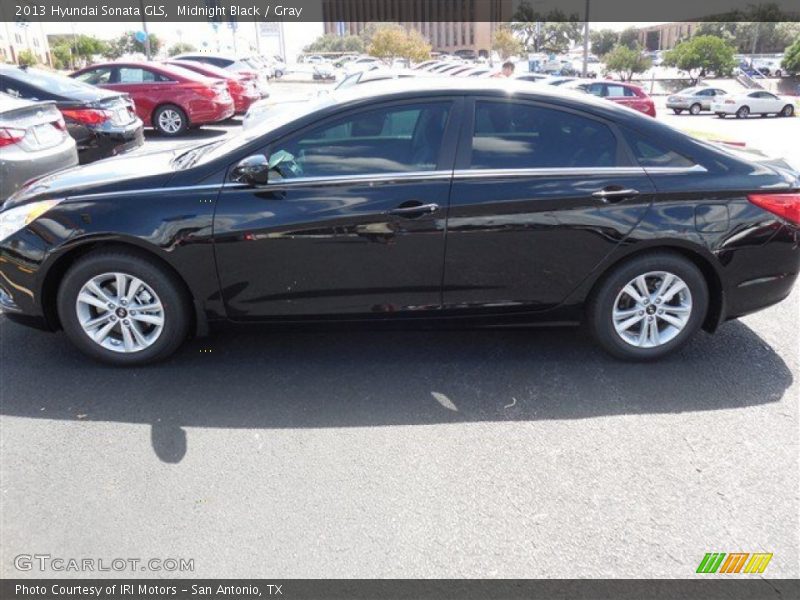 Midnight Black / Gray 2013 Hyundai Sonata GLS