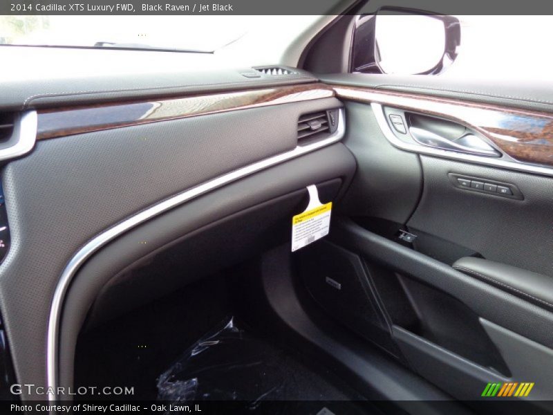 Black Raven / Jet Black 2014 Cadillac XTS Luxury FWD