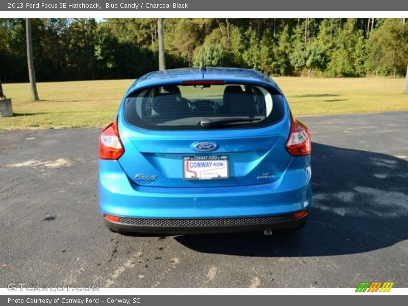 Blue Candy / Charcoal Black 2013 Ford Focus SE Hatchback