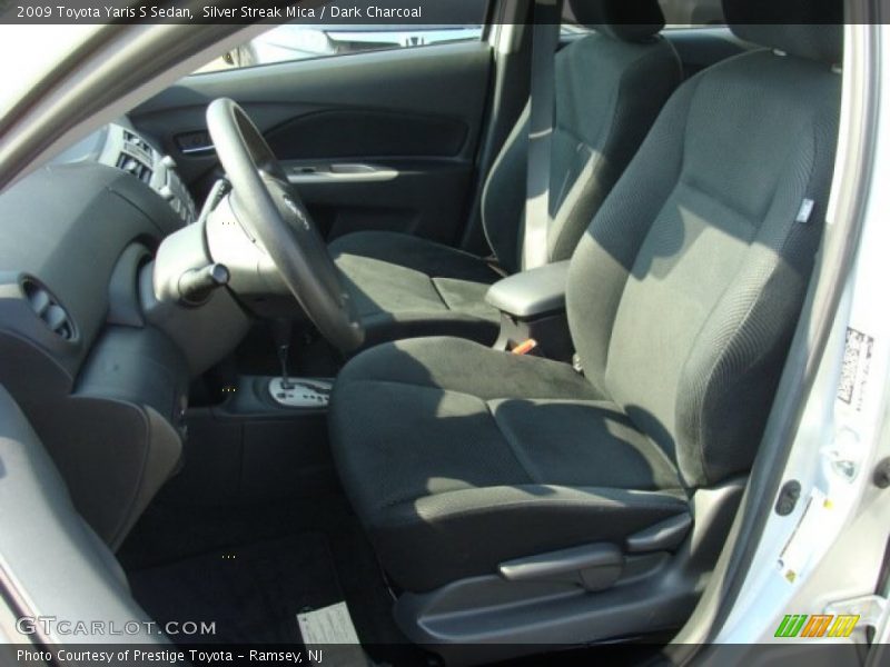 Silver Streak Mica / Dark Charcoal 2009 Toyota Yaris S Sedan