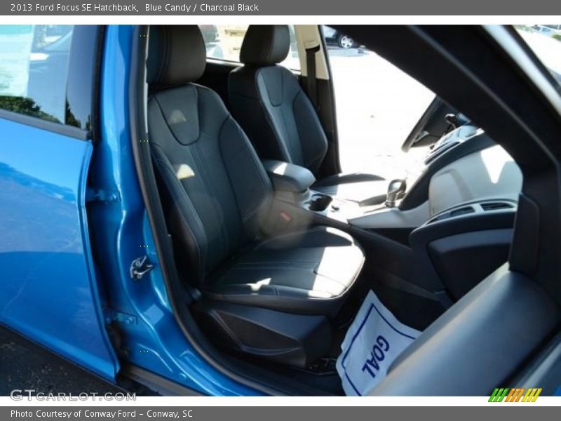 Blue Candy / Charcoal Black 2013 Ford Focus SE Hatchback