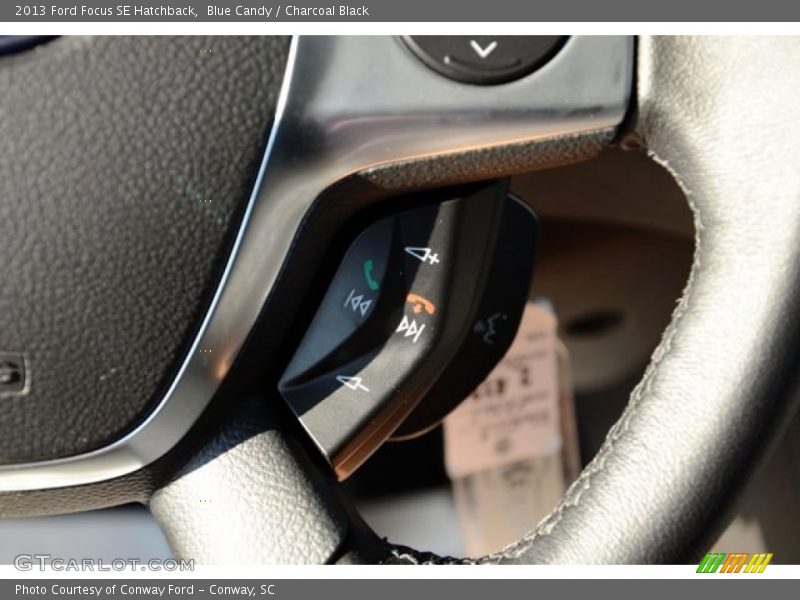 Blue Candy / Charcoal Black 2013 Ford Focus SE Hatchback