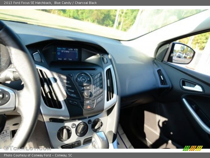 Blue Candy / Charcoal Black 2013 Ford Focus SE Hatchback