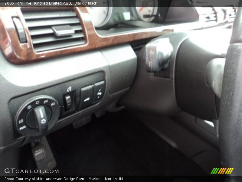 Black / Black 2005 Ford Five Hundred Limited AWD