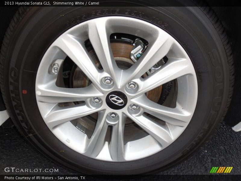 Shimmering White / Camel 2013 Hyundai Sonata GLS
