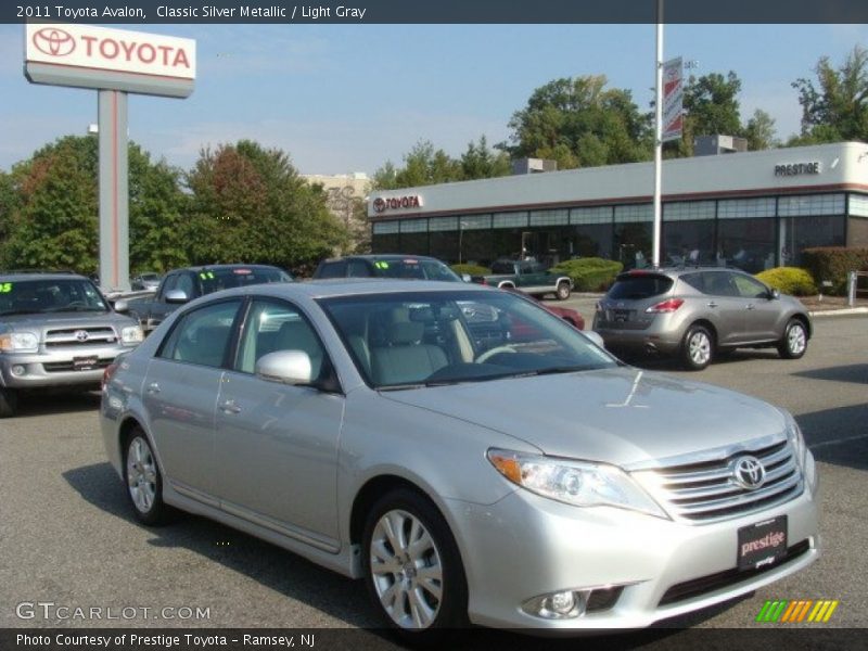 Classic Silver Metallic / Light Gray 2011 Toyota Avalon