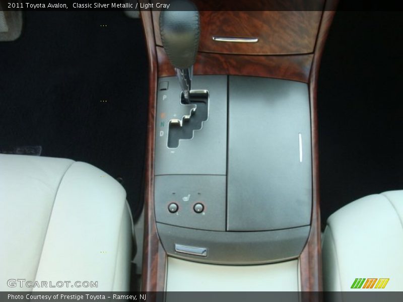 Classic Silver Metallic / Light Gray 2011 Toyota Avalon
