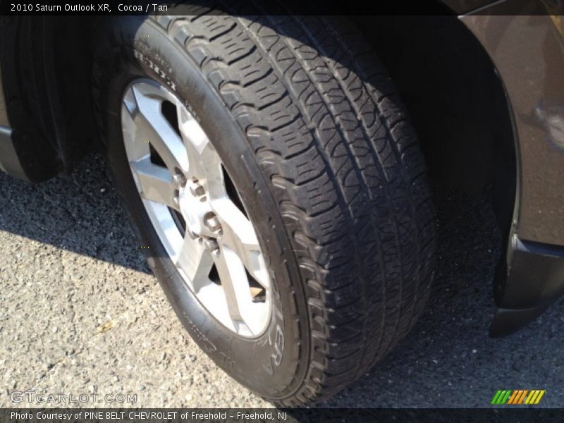 Cocoa / Tan 2010 Saturn Outlook XR