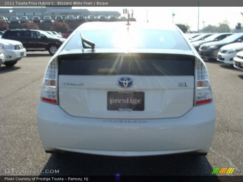 Blizzard White Pearl / Bisque 2011 Toyota Prius Hybrid V