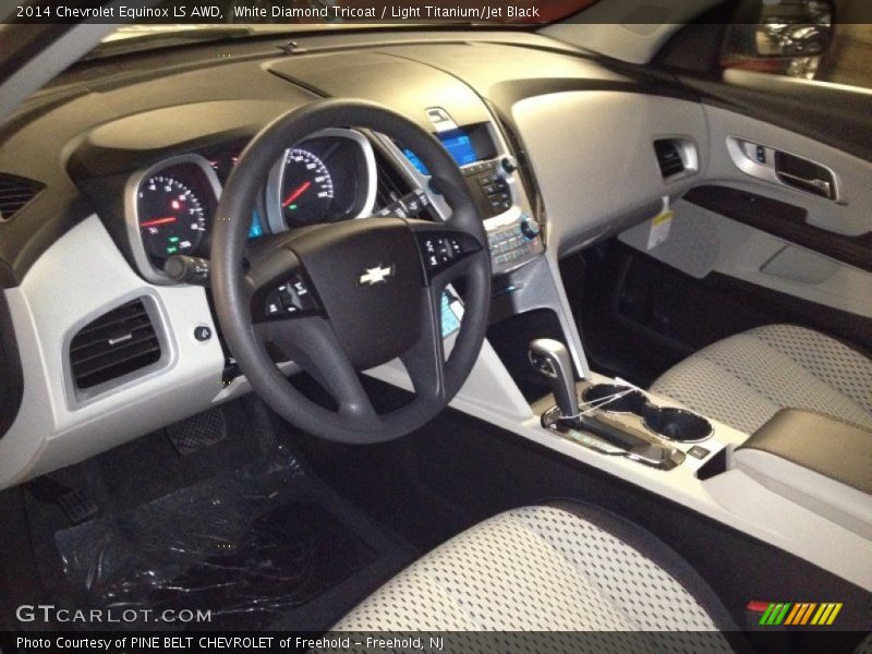White Diamond Tricoat / Light Titanium/Jet Black 2014 Chevrolet Equinox LS AWD