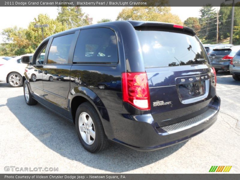 Blackberry Pearl / Black/Light Graystone 2011 Dodge Grand Caravan Mainstreet