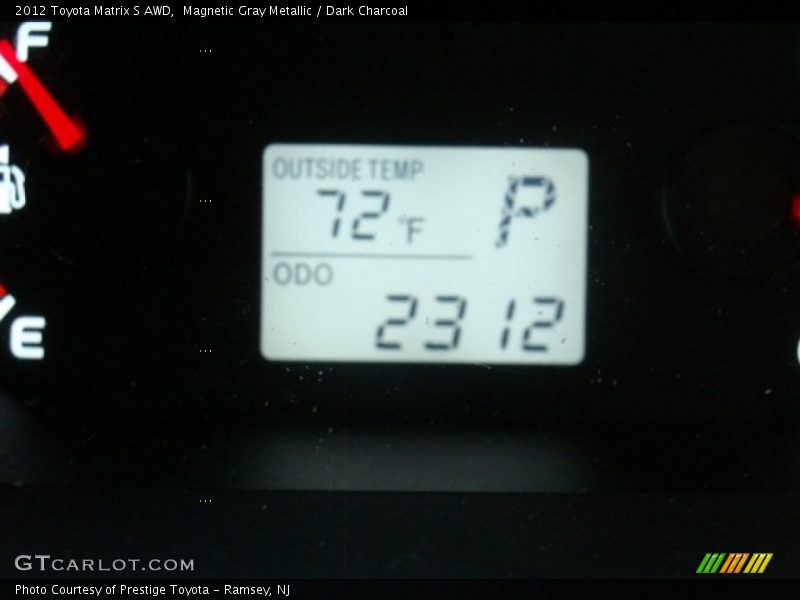 Magnetic Gray Metallic / Dark Charcoal 2012 Toyota Matrix S AWD