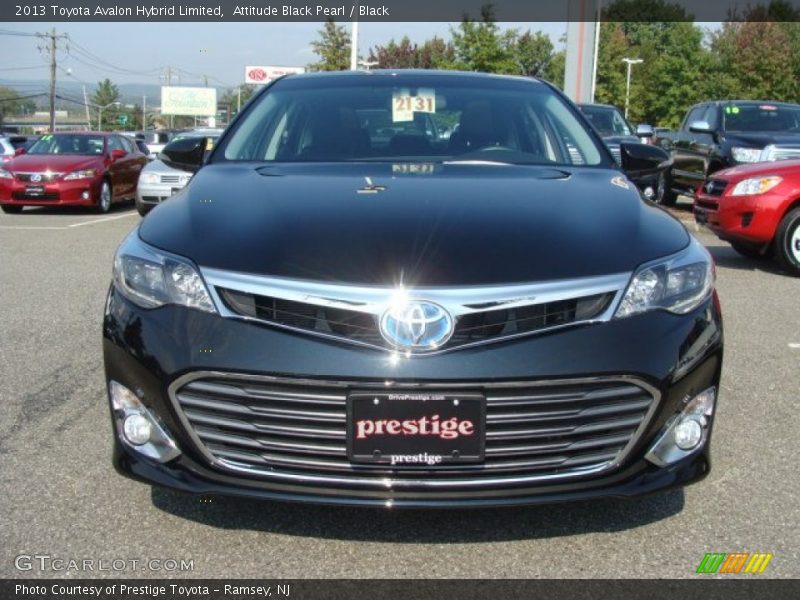 Attitude Black Pearl / Black 2013 Toyota Avalon Hybrid Limited