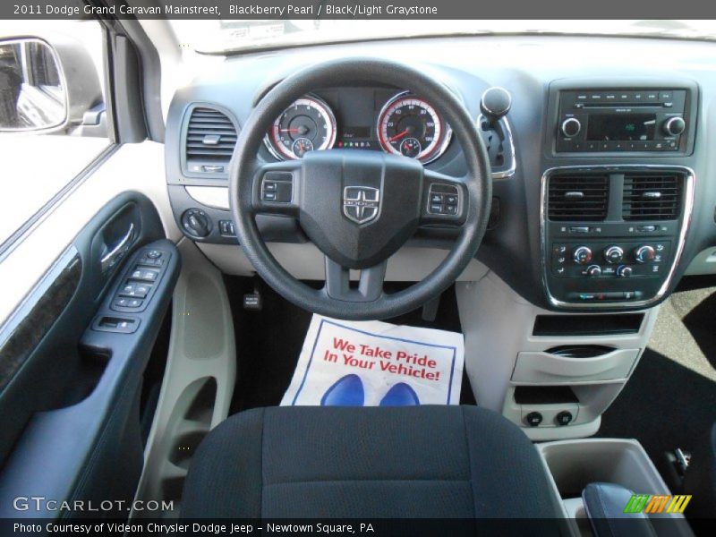 Blackberry Pearl / Black/Light Graystone 2011 Dodge Grand Caravan Mainstreet