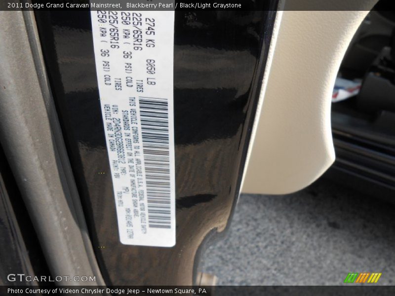 Blackberry Pearl / Black/Light Graystone 2011 Dodge Grand Caravan Mainstreet