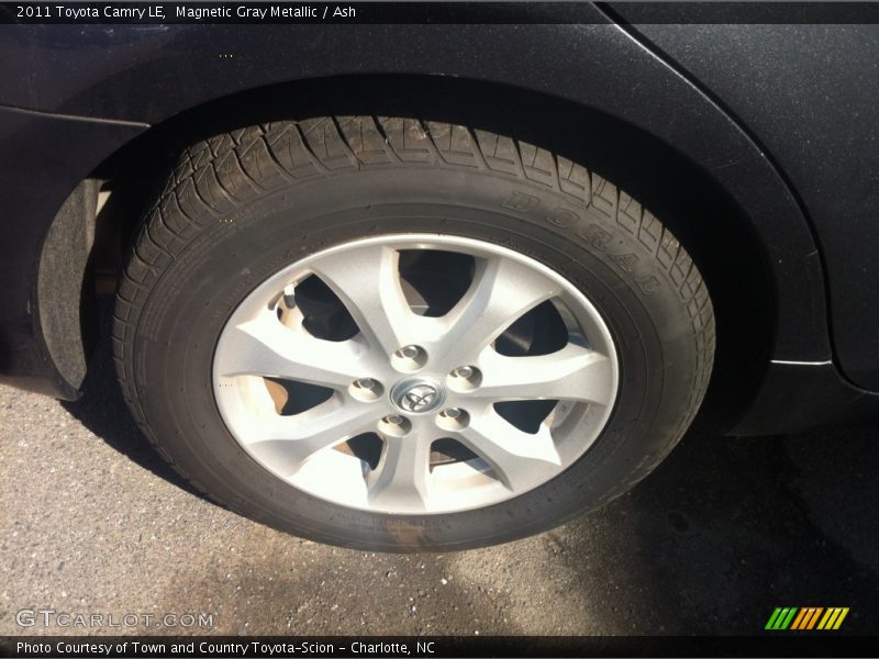 Magnetic Gray Metallic / Ash 2011 Toyota Camry LE