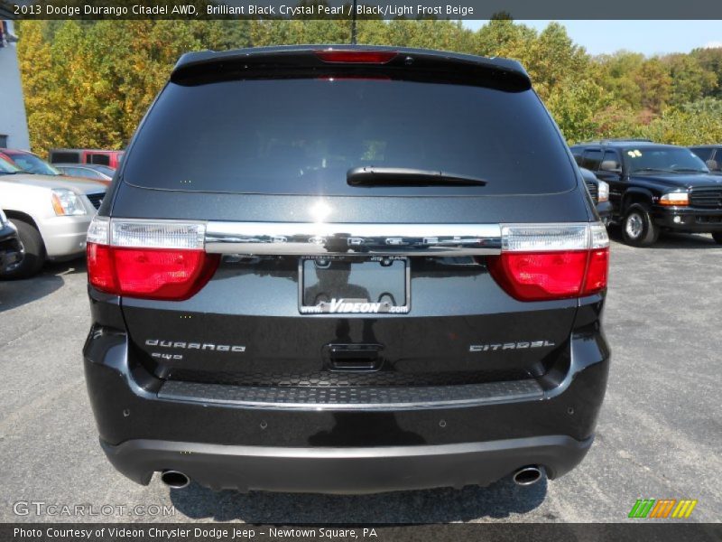 Brilliant Black Crystal Pearl / Black/Light Frost Beige 2013 Dodge Durango Citadel AWD