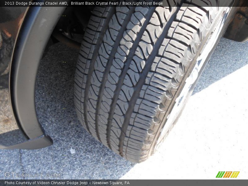 Brilliant Black Crystal Pearl / Black/Light Frost Beige 2013 Dodge Durango Citadel AWD