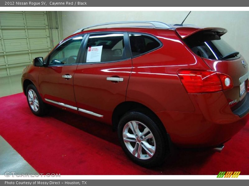 Cayenne Red / Black 2012 Nissan Rogue SV