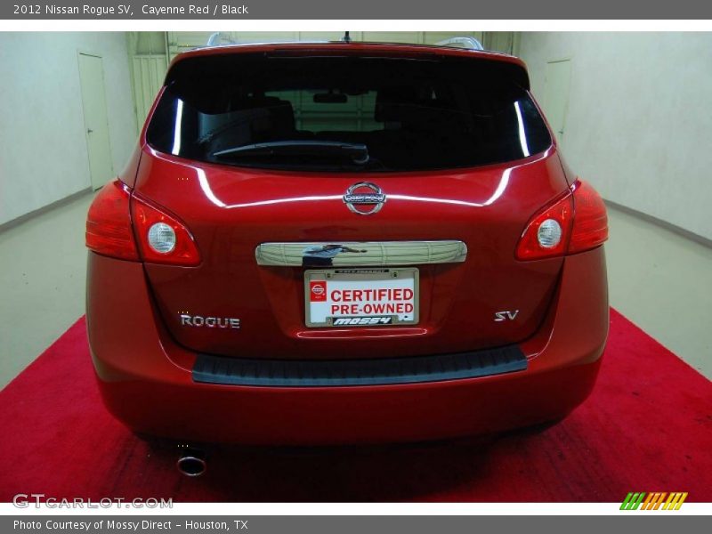 Cayenne Red / Black 2012 Nissan Rogue SV