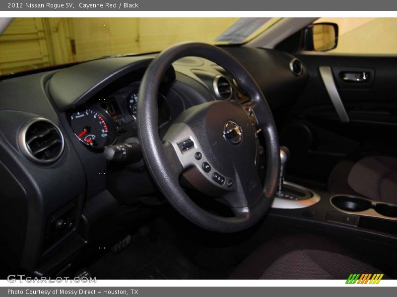 Cayenne Red / Black 2012 Nissan Rogue SV