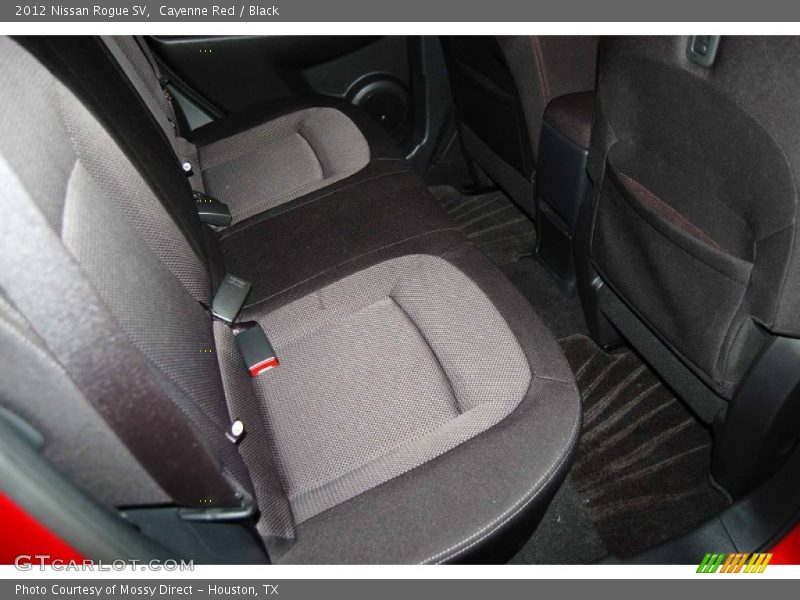 Cayenne Red / Black 2012 Nissan Rogue SV