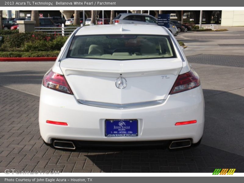 Bellanova White Pearl / Parchment 2013 Acura TL Technology
