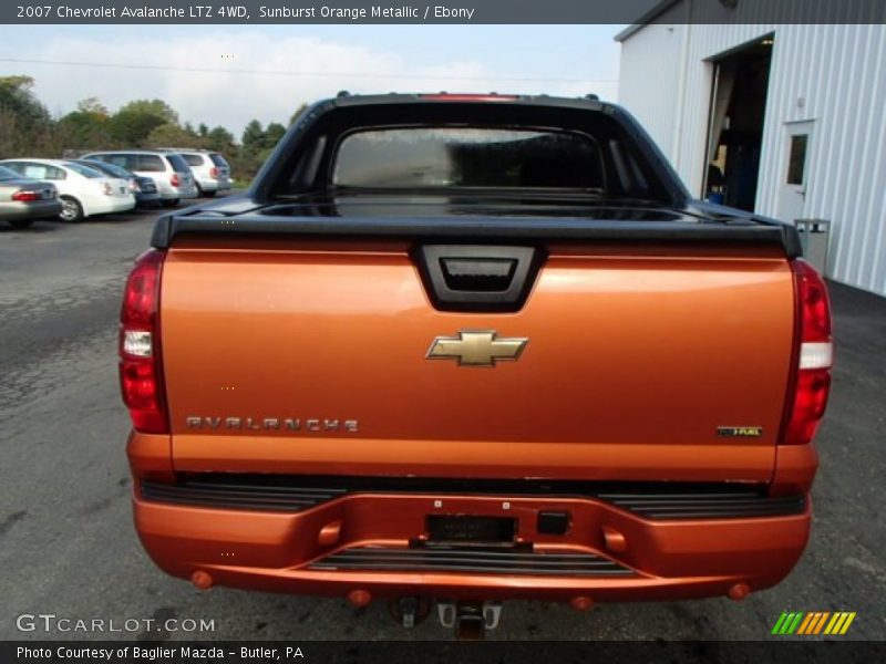 Sunburst Orange Metallic / Ebony 2007 Chevrolet Avalanche LTZ 4WD