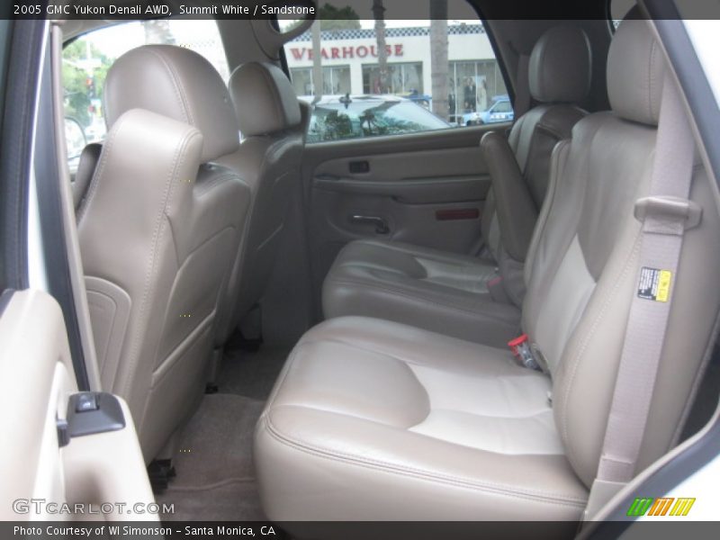 Summit White / Sandstone 2005 GMC Yukon Denali AWD