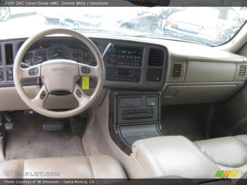 Summit White / Sandstone 2005 GMC Yukon Denali AWD