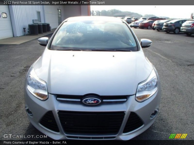 Ingot Silver Metallic / Two-Tone Sport 2012 Ford Focus SE Sport Sedan