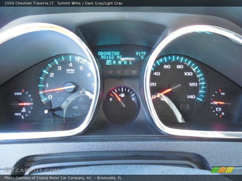 Summit White / Dark Gray/Light Gray 2009 Chevrolet Traverse LT