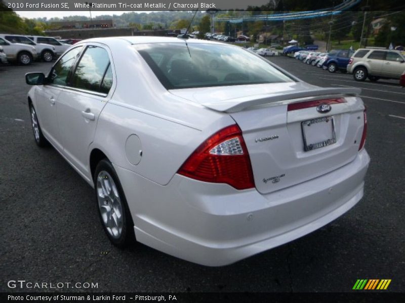 White Platinum Tri-coat Metallic / Charcoal Black 2010 Ford Fusion SE