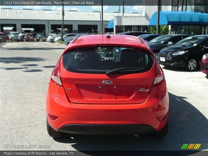 Race Red / Charcoal Black 2013 Ford Fiesta SE Hatchback