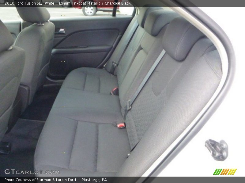 White Platinum Tri-coat Metallic / Charcoal Black 2010 Ford Fusion SE