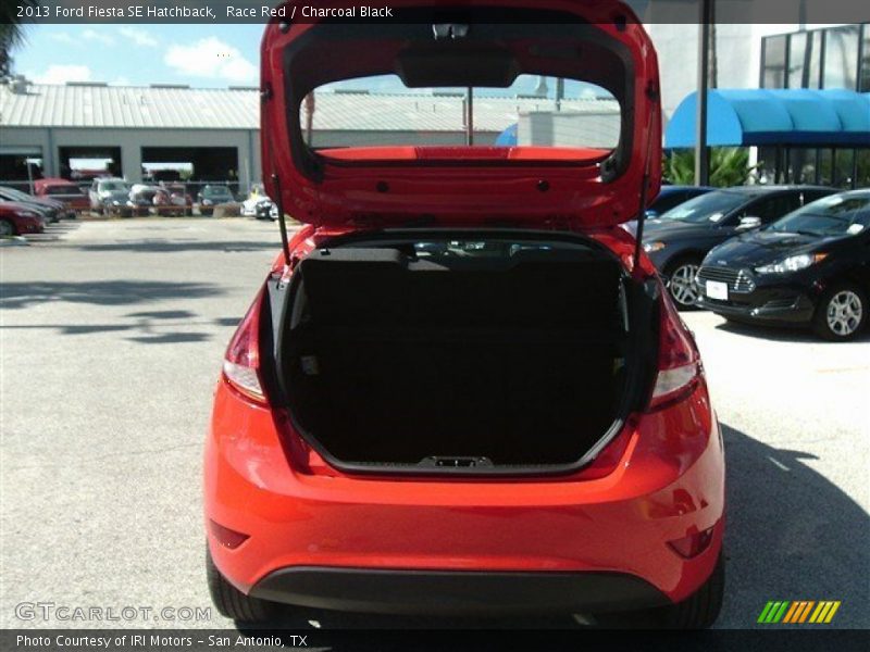 Race Red / Charcoal Black 2013 Ford Fiesta SE Hatchback