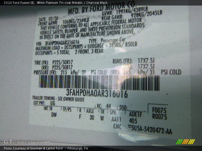 White Platinum Tri-coat Metallic / Charcoal Black 2010 Ford Fusion SE
