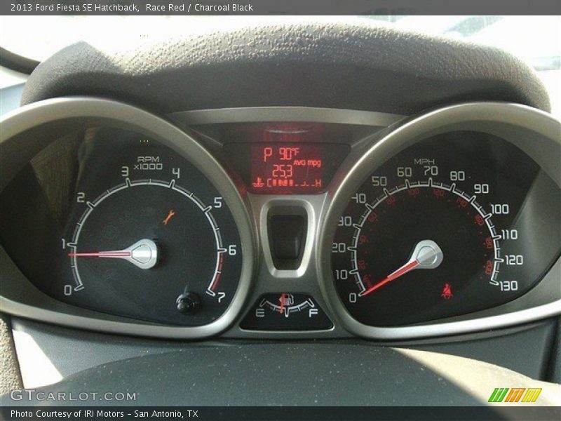 Race Red / Charcoal Black 2013 Ford Fiesta SE Hatchback